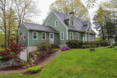 27 Gold Finch Rd, Goffstown, NH 03045 - photo 2