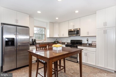 9304 Vaughn Place, Lanham, MD 20706 - photo 3