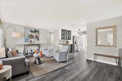 1241 12th Ct SW, Largo, FL 33770 - photo 6