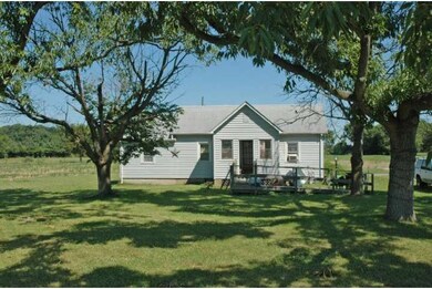 1125 Cecilton Warwick Rd, Warwick, MD 21912 - photo 2