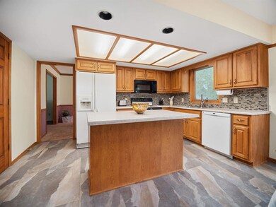 5615 Chiswell Run, Fort Wayne, IN 46835 - photo 7