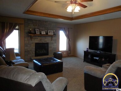 4101 SW Misty Harbor Ave, Topeka, KS 66610 - photo 3