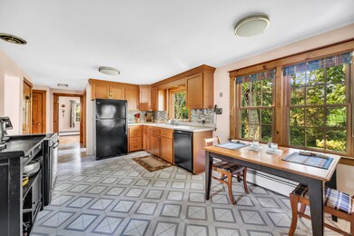 833 East St, Middletown, CT 06457 - photo 7