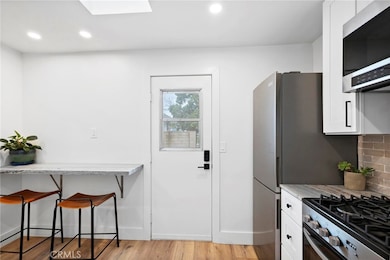 25475 Nicks Ave unit B, Loma Linda, CA 92354 - photo 5