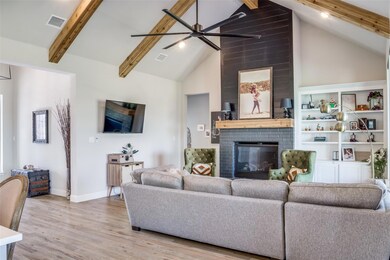 367 Red Bird Dr, Springtown, TX 76082 - photo 3