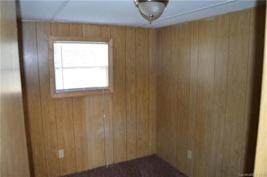 340 River Hill Rd, Statesville, NC 28625 - photo 6