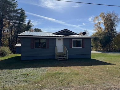 28 Stoddard St, Milo, ME 04463 - photo 6