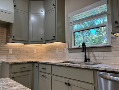 8 Swarthmoor Ln, Bella Vista, AR 72714 - photo 2