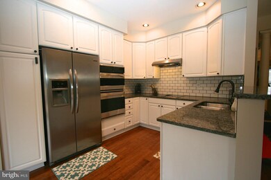 9509 Durness Ln, Laurel, MD 20723 - photo 5