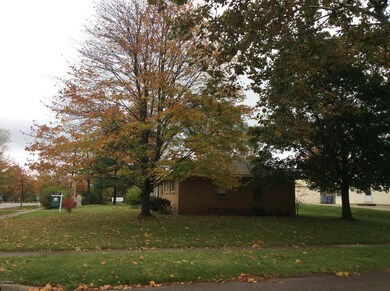 1384 Knapp St NE, Grand Rapids, MI 49505 - photo 5