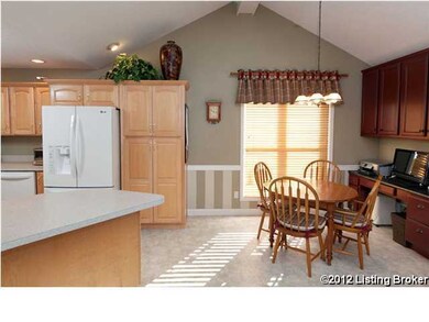 7410 Apple Mill Dr, Louisville, KY 40228 - photo 6