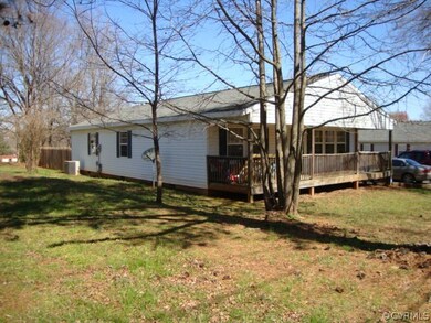 1530 1st St, Victoria, VA 23974 - photo 2