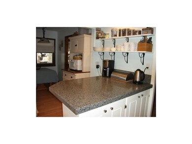 KITCHEN ISLAND