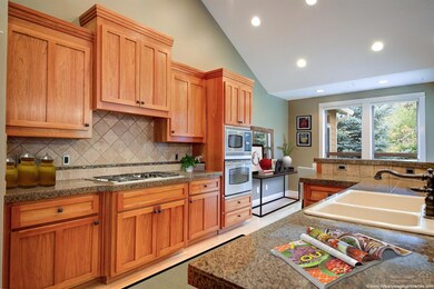 60941 Creekstone Loop, Bend, OR 97702 - photo 7