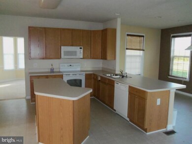 4490 Greensburg Rd, Martinsburg, WV 25404 - photo 5