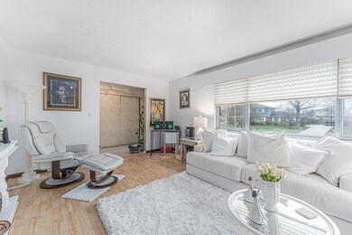 2722 Halleck Dr 022
