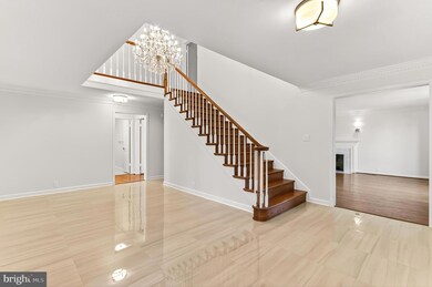 6294 Dunaway Ct, McLean, VA 22101 - photo 5