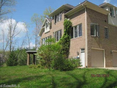 1081 Mountain Valley Dr, Asheboro, NC 27205 - photo 2