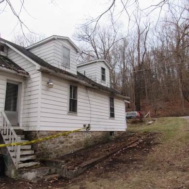 3097 Seanor Rd, Hollsopple, PA 15935 - photo 4