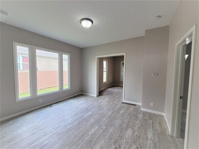 918 C Ave NW, Cedar Rapids, IA 52405 - photo 6