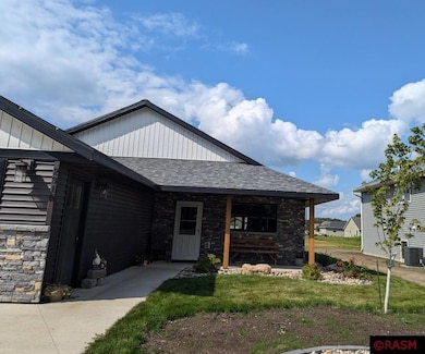 2316 2316 Lake Ave, New Ulm, MN 56073 - photo 2