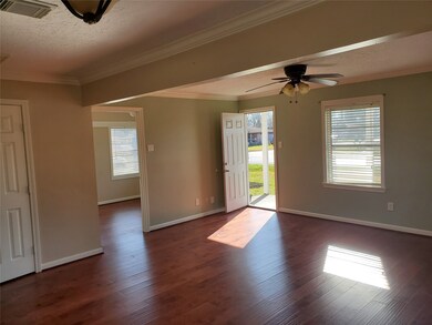 10602 Bentley St, Houston, TX 77093 - photo 5