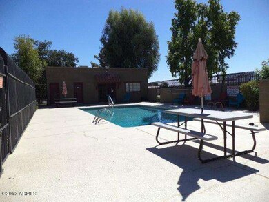 Pool 2