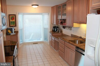 6412 Seven Oaks Ct, Falls Church, VA 22042 - photo 6