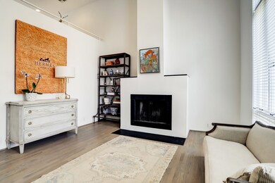 1381 Arlington St unit 1381, Houston, TX 77008 - photo 4