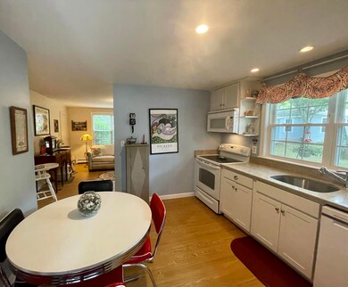 3040 Falmouth Rd unit M1, Osterville, MA 02655 - photo 5