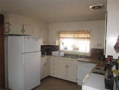 151 Warren St, Watertown, MA 02472 - photo 4