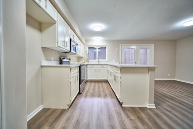 10818 Briar Forest Dr unit 34, Houston, TX 77042 - photo 3