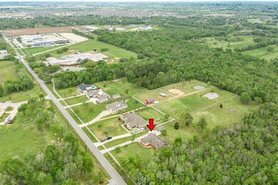 7502 Lewis Ln, Manvel, TX 77578 - photo 5