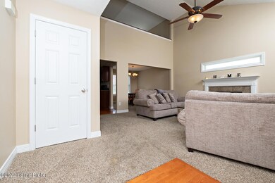 9017 Teak Dr, Louisville, KY 40228 - photo 3