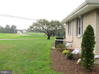 1622 Old Forge Rd, Annville, PA 17003 - photo 2