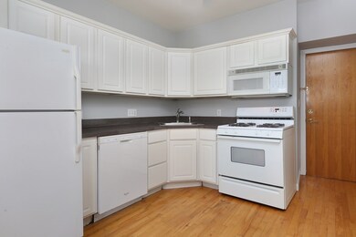 464 Hanover St unit 14, Boston, MA 02113 - photo 7