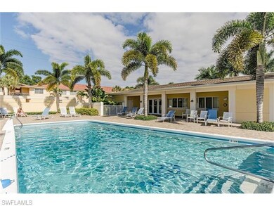 634 Broad Ave S unit J634, Naples, FL 34102 - photo 4