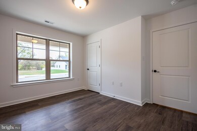 72 Grainfield Ct, Martinsburg, WV 25404 - photo 6