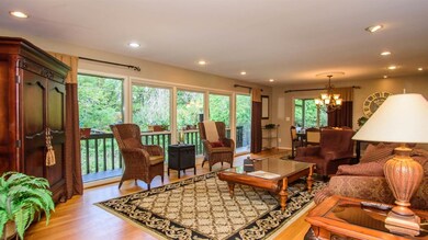 Formal Living Room - Entry Level