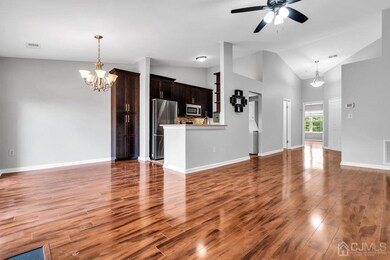 7333 Elm Ct, Monmouth Junction, NJ 08852 - photo 3