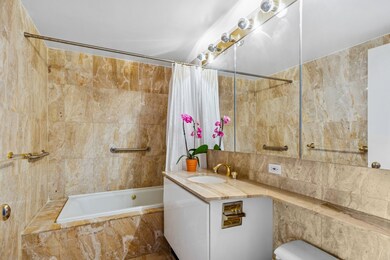 The Oxford on 72nd Street unit 7E, New York, NY 10021 - photo 6