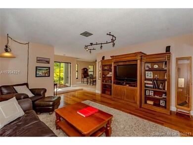 4011 SW 111th Ln, Davie, FL 33328 - photo 6