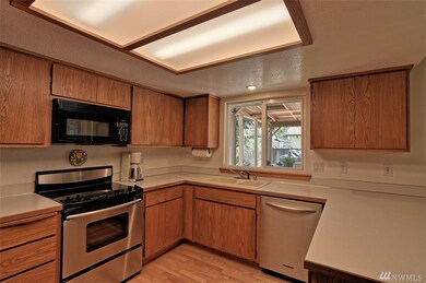 2024 106th Place SW, Everett, WA 98204 - photo 4