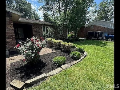 7811 Ridgemont Dr, Newburgh, IN 47630 - photo 2