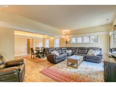 511 NW Furnish Ave, Pendleton, OR 97801 - photo 6