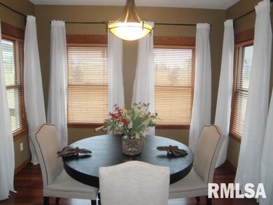 22 Nicholas Ct, Eldridge, IA 52748 - photo 5