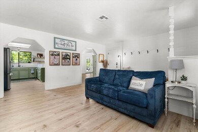 3186 Island Dr, Redding, CA 96001 - photo 6