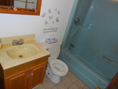 541 Revere St unit 1B, Revere, MA 02151 - photo 4