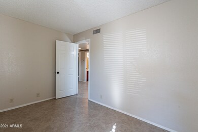 5766 W Commonwealth Place, Chandler, AZ 85226 - photo 6