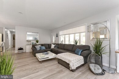 2508 Hillside Ln, Norristown, PA 19403 - photo 5